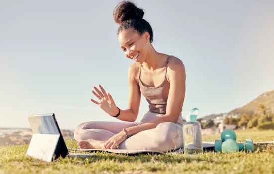woman-and-tablet-call-for-sports-certificate